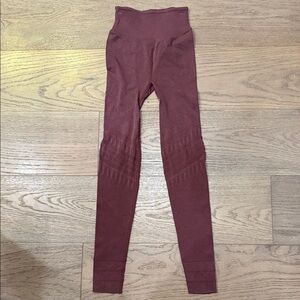FREE PEOPLE | ✨NWOT✨ High-Waisted Leggings in Burgundy